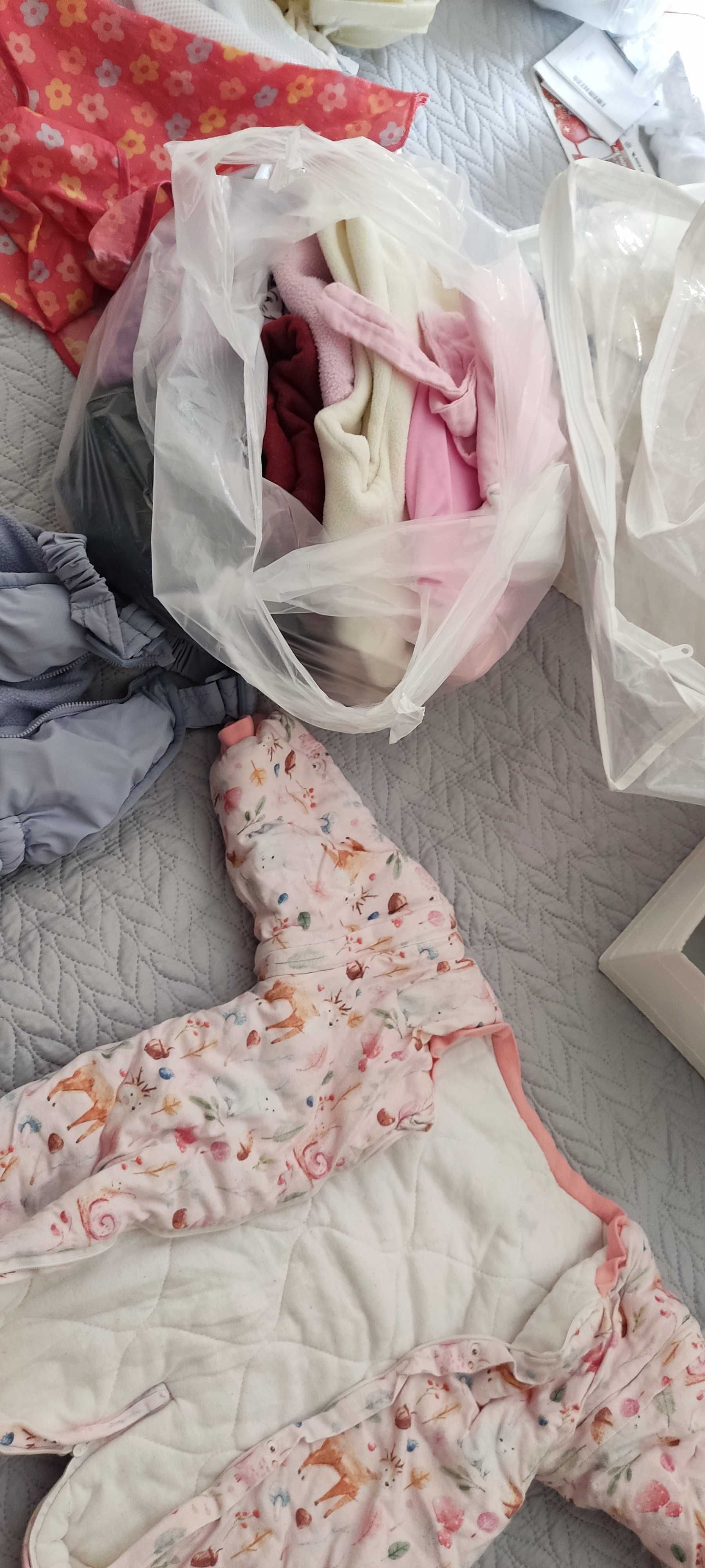 Doação: Roupas de inverno bebê menina para doação
