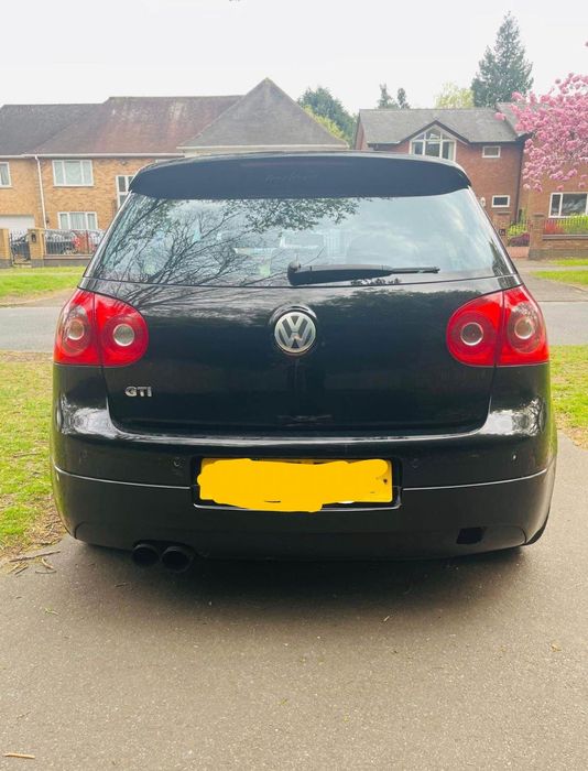 VW Golf V GTI para peças