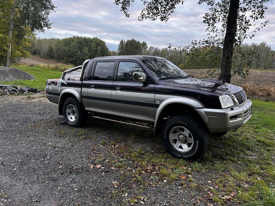 Mitsubishi L200 (pick up)