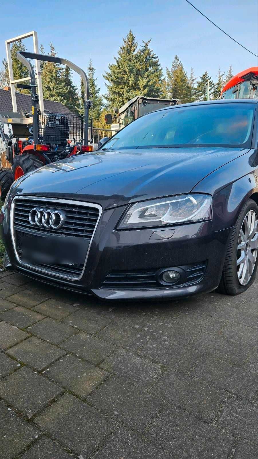 Audi A3 8P lift 1.8 TSI CDAA przód maska bixenon zderzak błotnik LZ7L