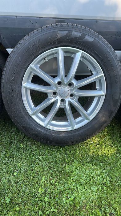 Диски Land Rover 5x120 235/65/r19 на резині Pirelli BMW