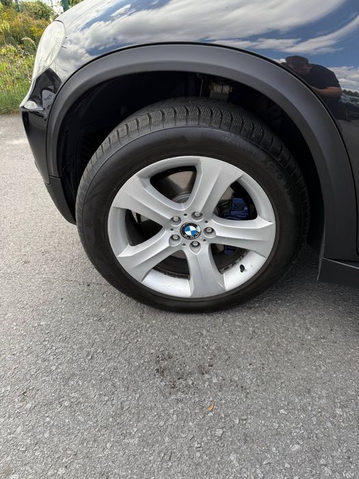 Обміняю оригінальні різноширокі диски BMW R19 з гумою на R20 21 з гумо