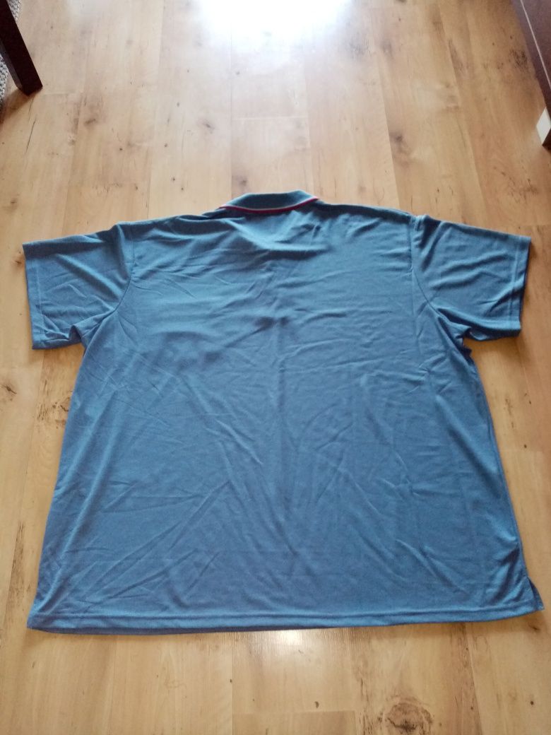 T-shirt niebieski