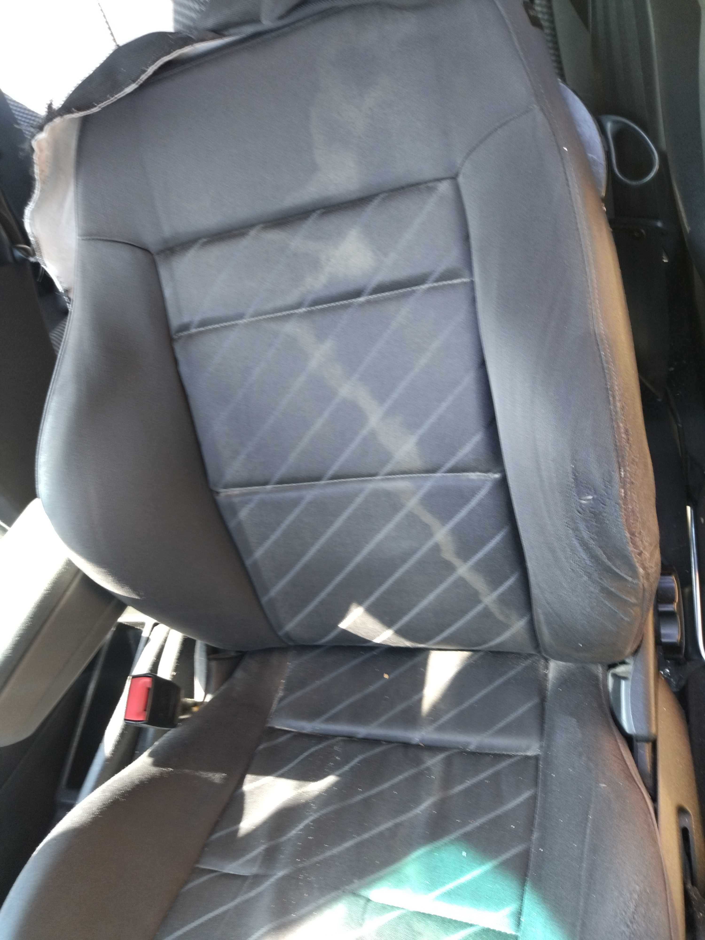 fotele kubełkowe siedzenia kubelki  audi  a3 8L lift 3 drzwi