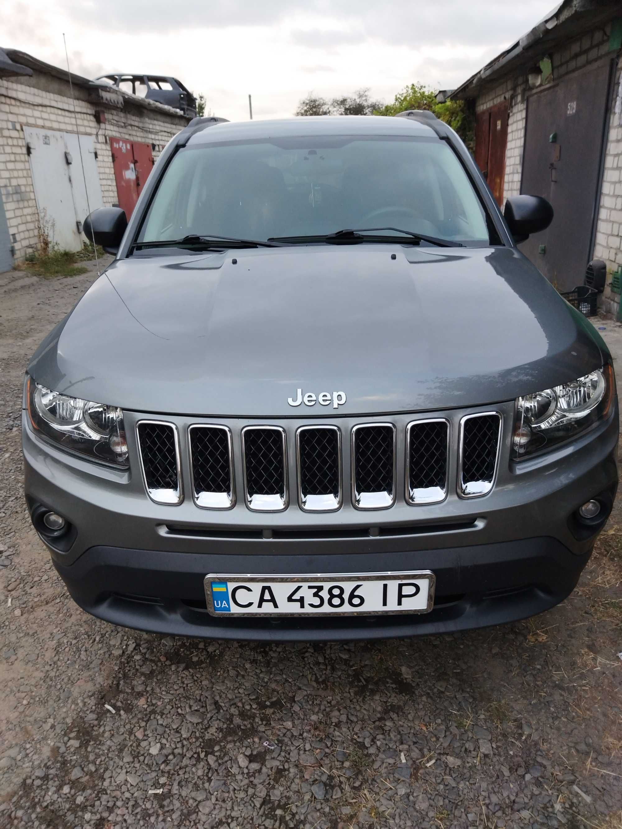 Продам Jeep Compass 2013