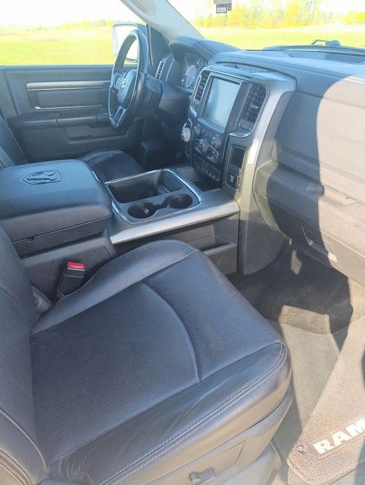 Dodge Ram 1500 5.7 HEMI 2017 SPOR.