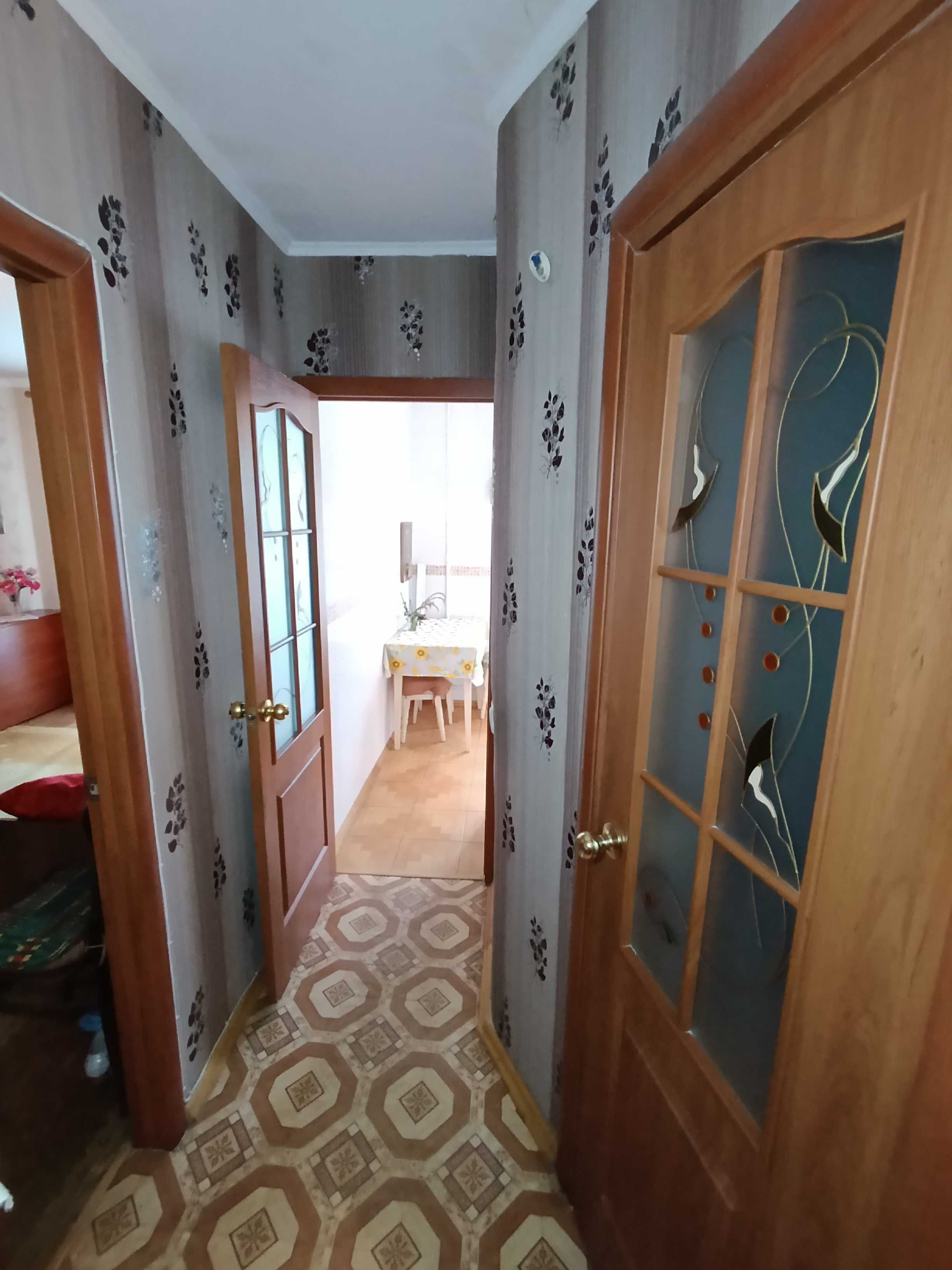 Продам 2-ком квартиру г. Буча ул. Полевая ЦЕНТР, этаж 2, общ. 45 м2