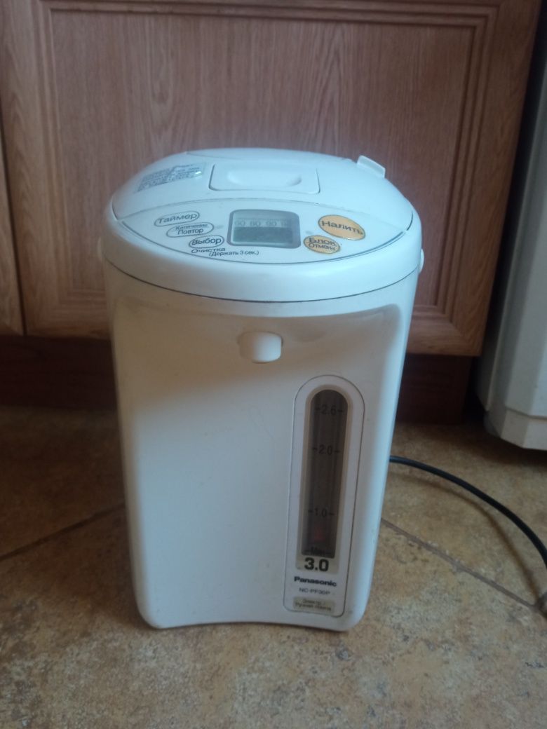 Продам термос Ти пот Panasonic nc pf30p
