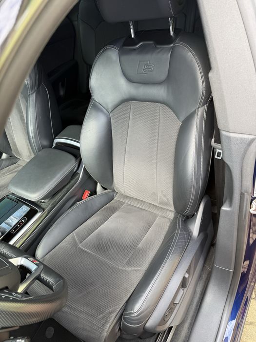 AUDI Q8 S-LINE 3.0 Дизель 2019 року