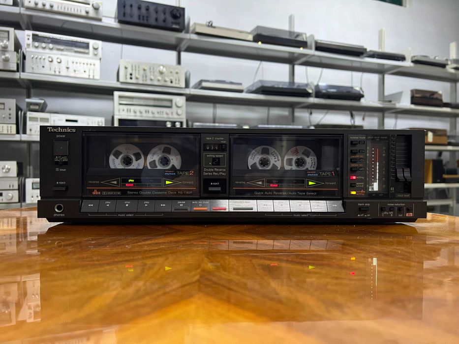 Magnetofon dwukieszeniowy Technics RS-T80R Audio Room