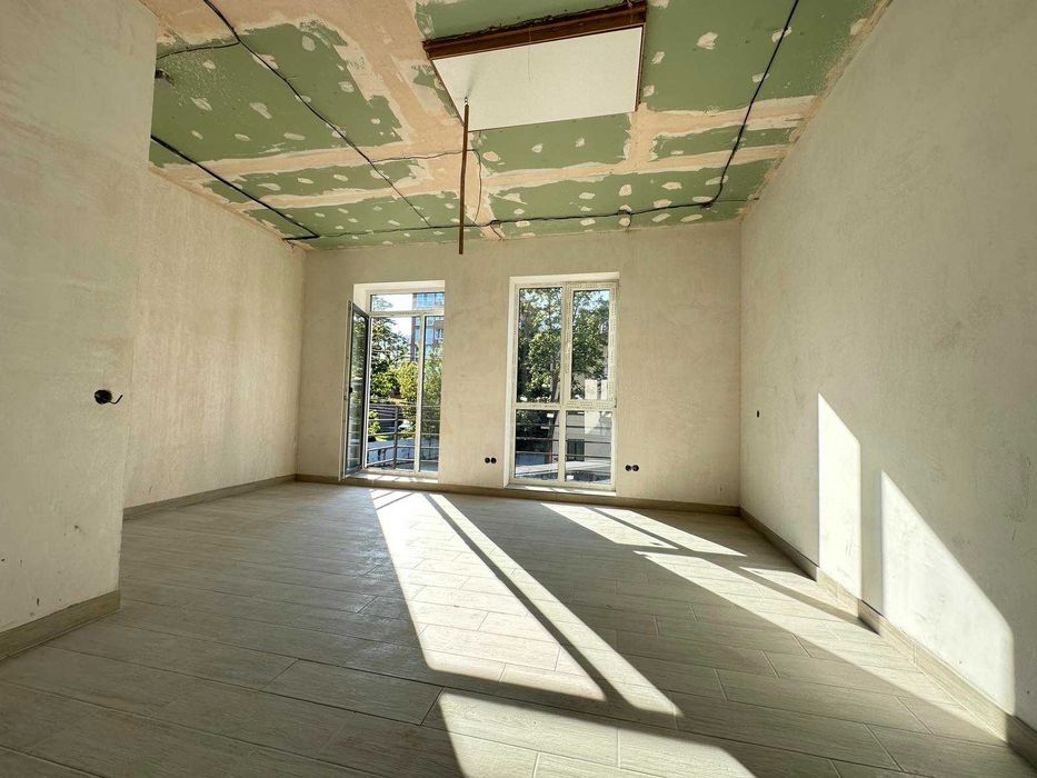 Дуплекс з ремонтом в центрі Ворзеля! Оформлення мінімальне!