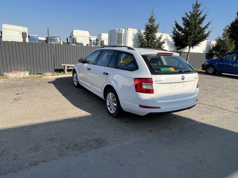 Розборка запчастини шрот Skoda a7 SKODA A7 шкода а7 Октавія