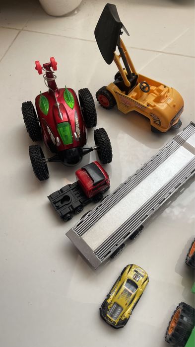 Детские машинки игрушки дальнобойщик