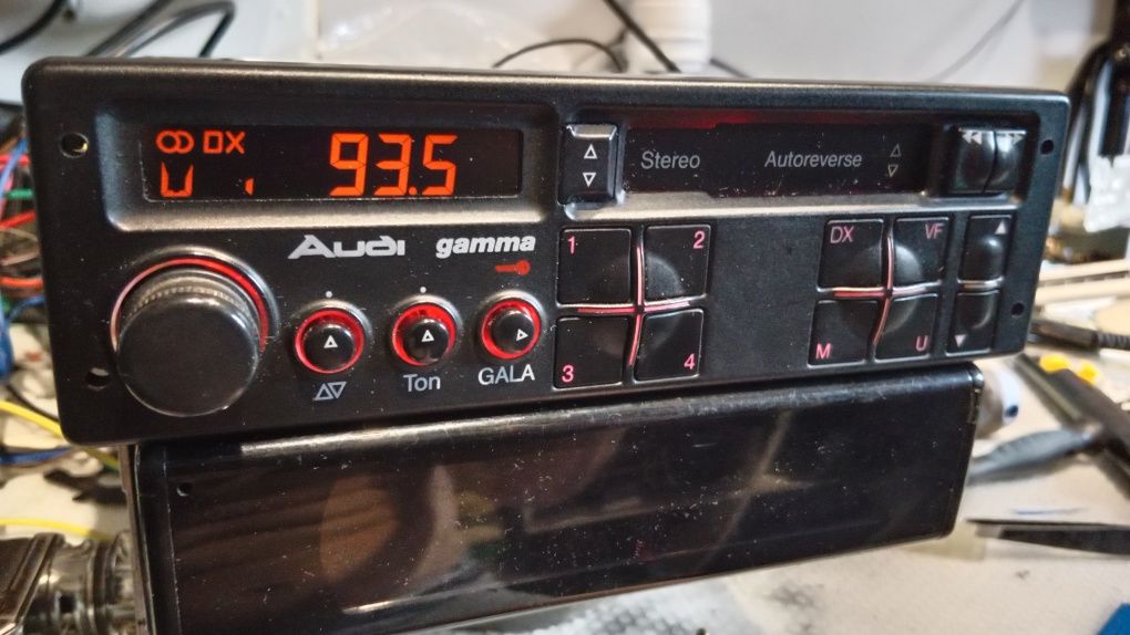 Radio audi gamma 19 cm super stan