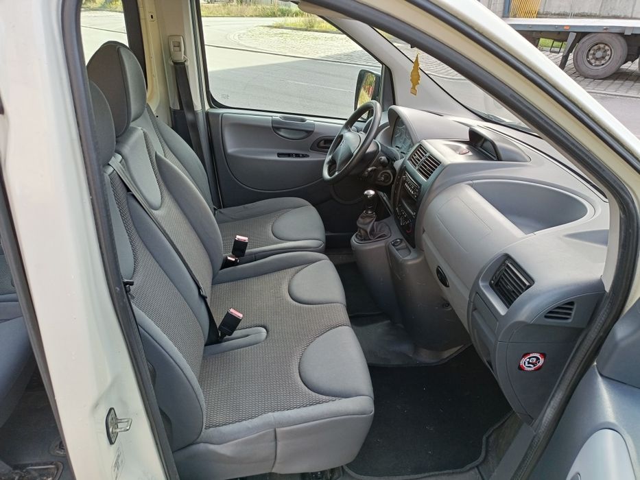 Citroen Jumpy ll 2008r 9 Osobowy Long 1.6 HDI Klimatyzacja Bez DPF