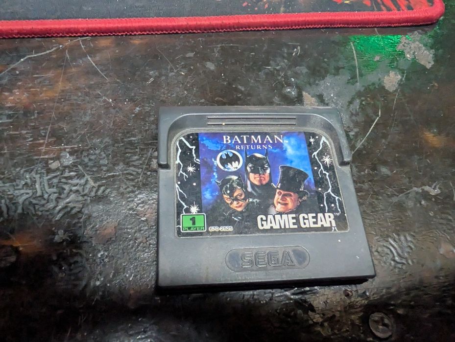 Sega game gear  разом з картриджем