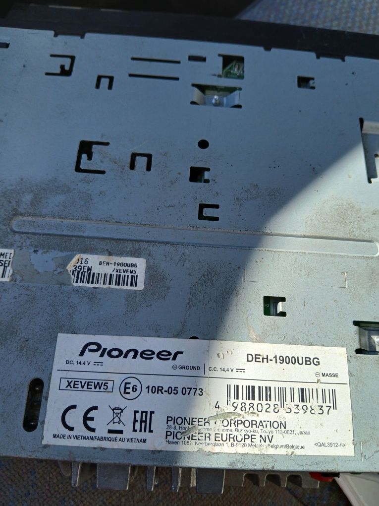 Auto Radio Pioner