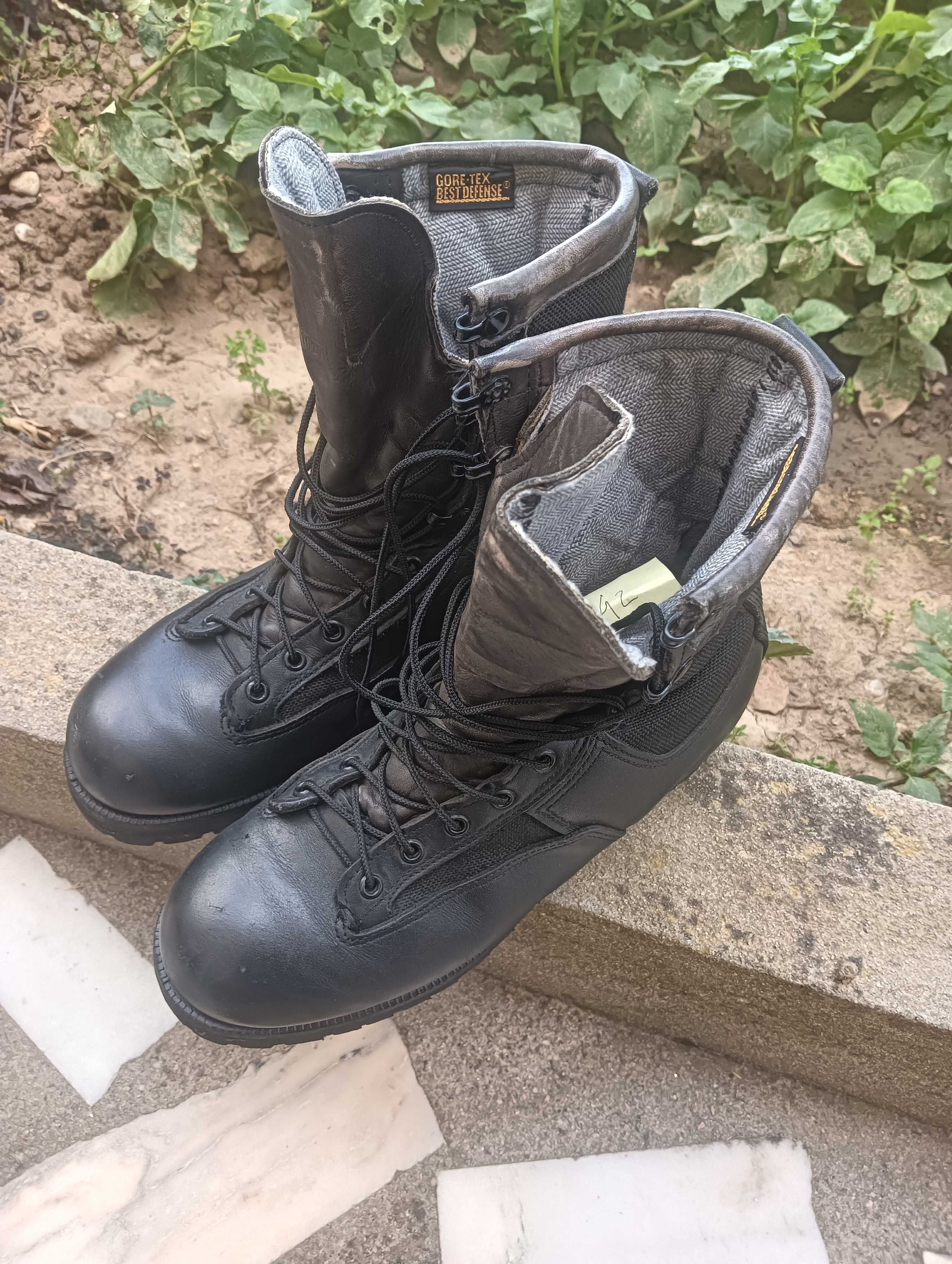 Botas tipo militar n 42