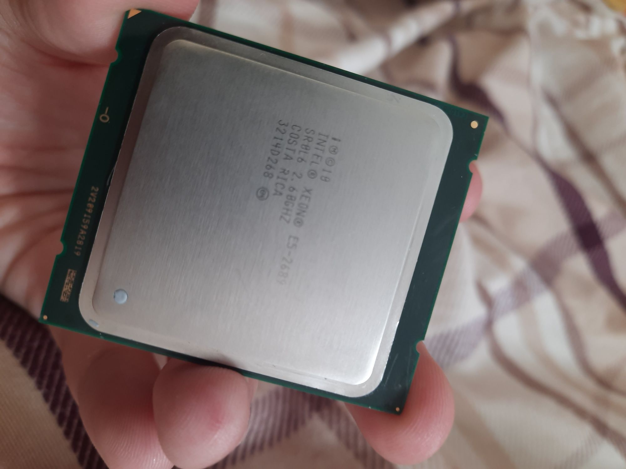 Процесор Xeon e5-2689