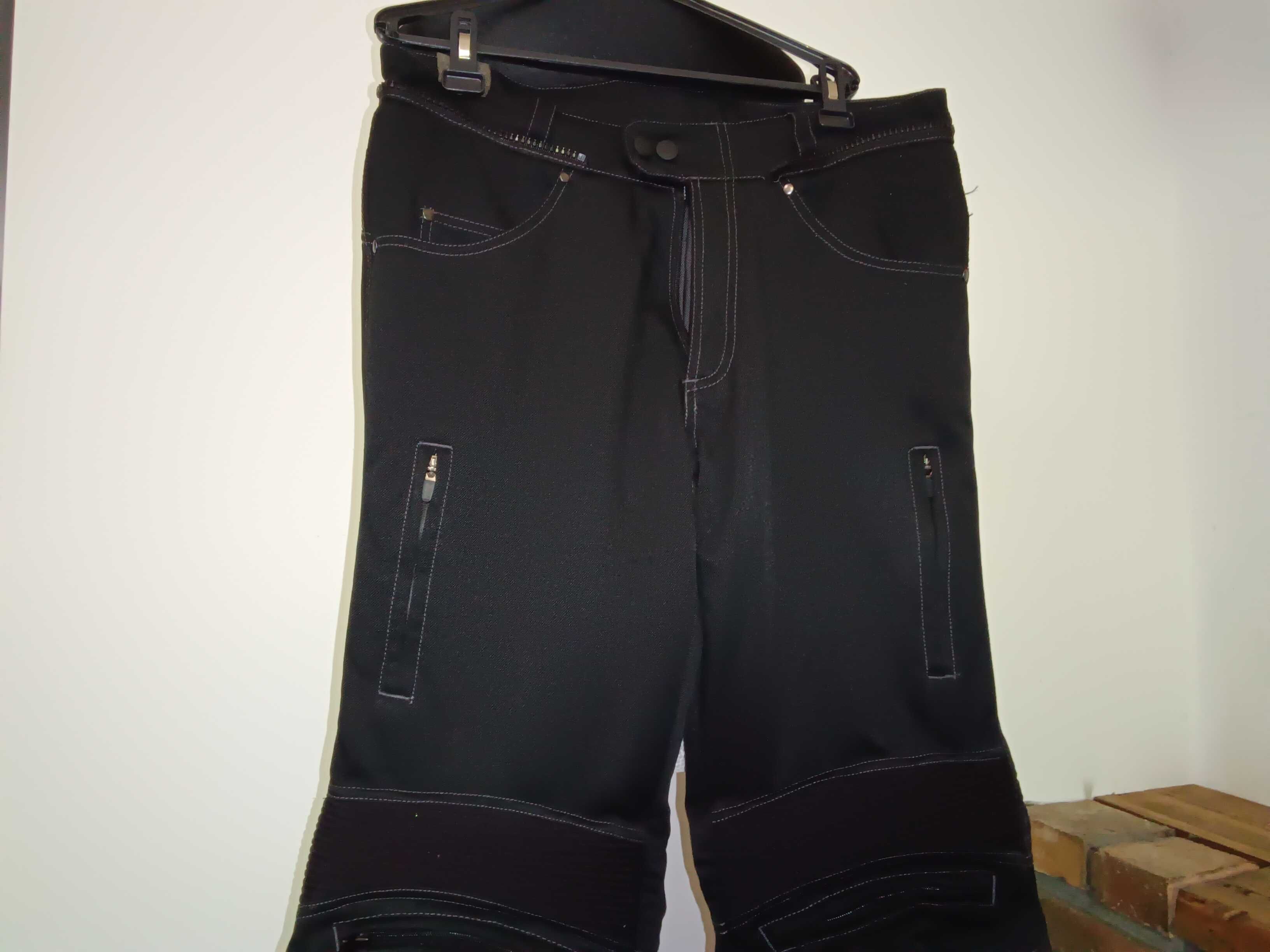 Kombinezon motocyklowy