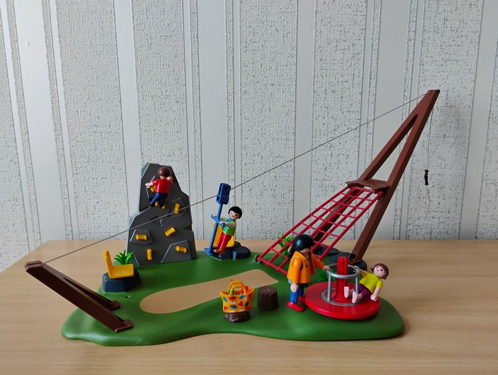 Playmobil plac przygodowy
