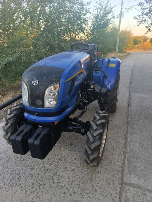Продам трактор Донгфенг.