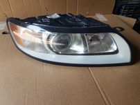 VOLVO S40 V50 Lampa Prawa Reflektor EUROPA Zwykły LIFT RADOM