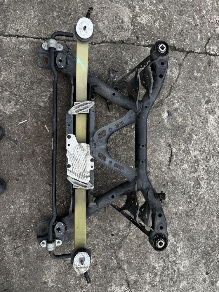 Sanki,wózek,kołyska resor tył volvo v60,s60,v90,s90  32221.650