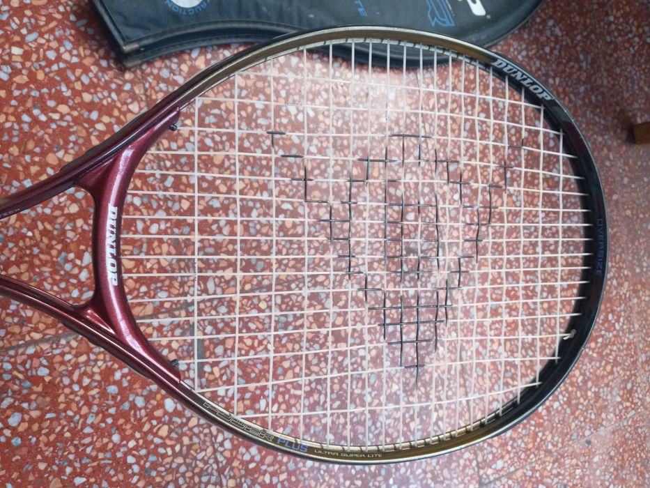 Raquete de ténis Head e Dunlop unidade