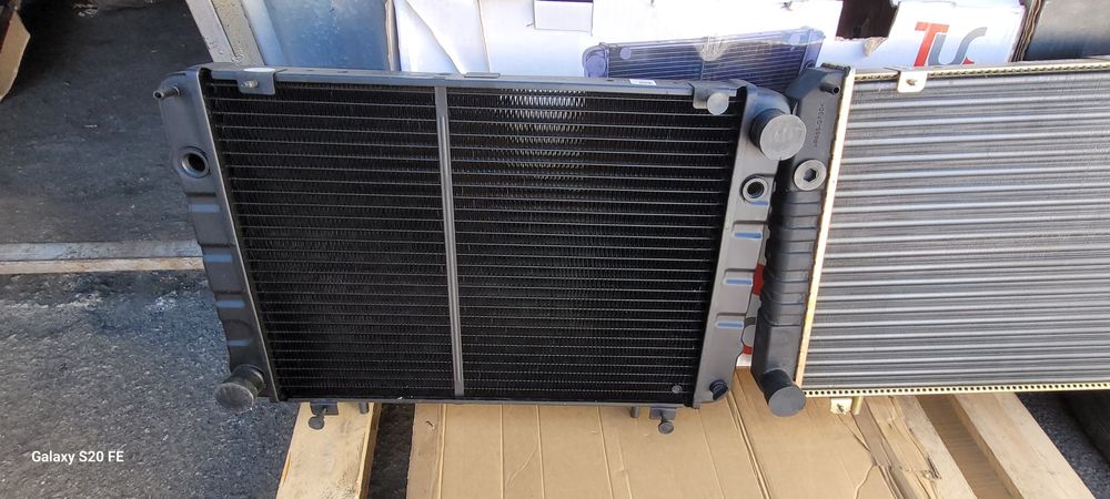 Радиатор водяной Медь Алюминий ГАЗель УАЗ ГАЗ ЗИЛ УРАЛ КАМАЗ КрАЗ МТЗ