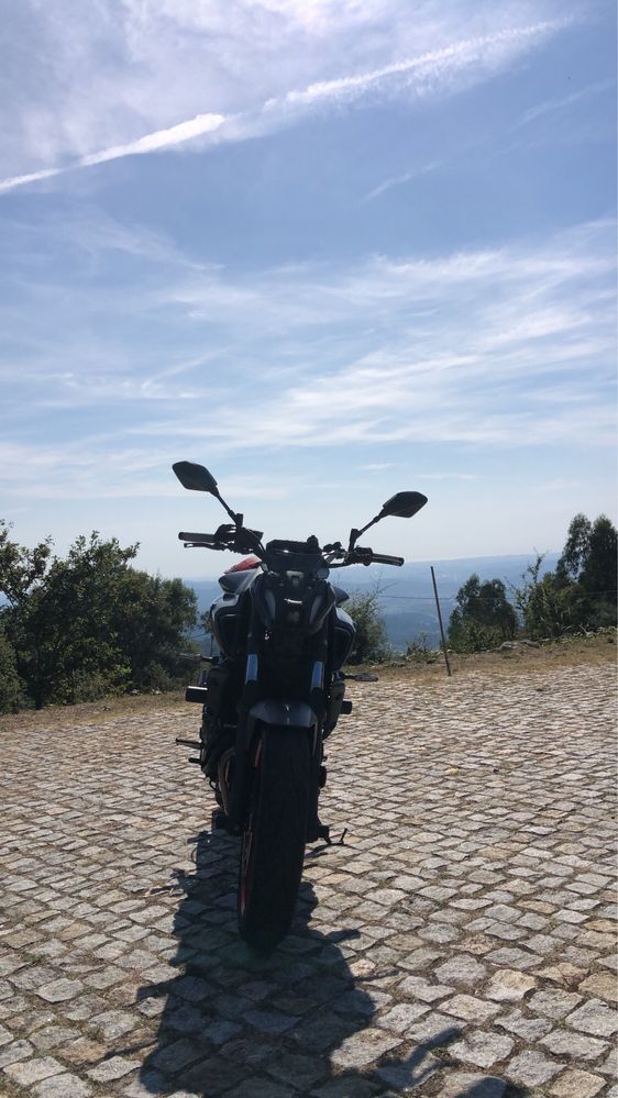 YAMAHA MT-07 2021
