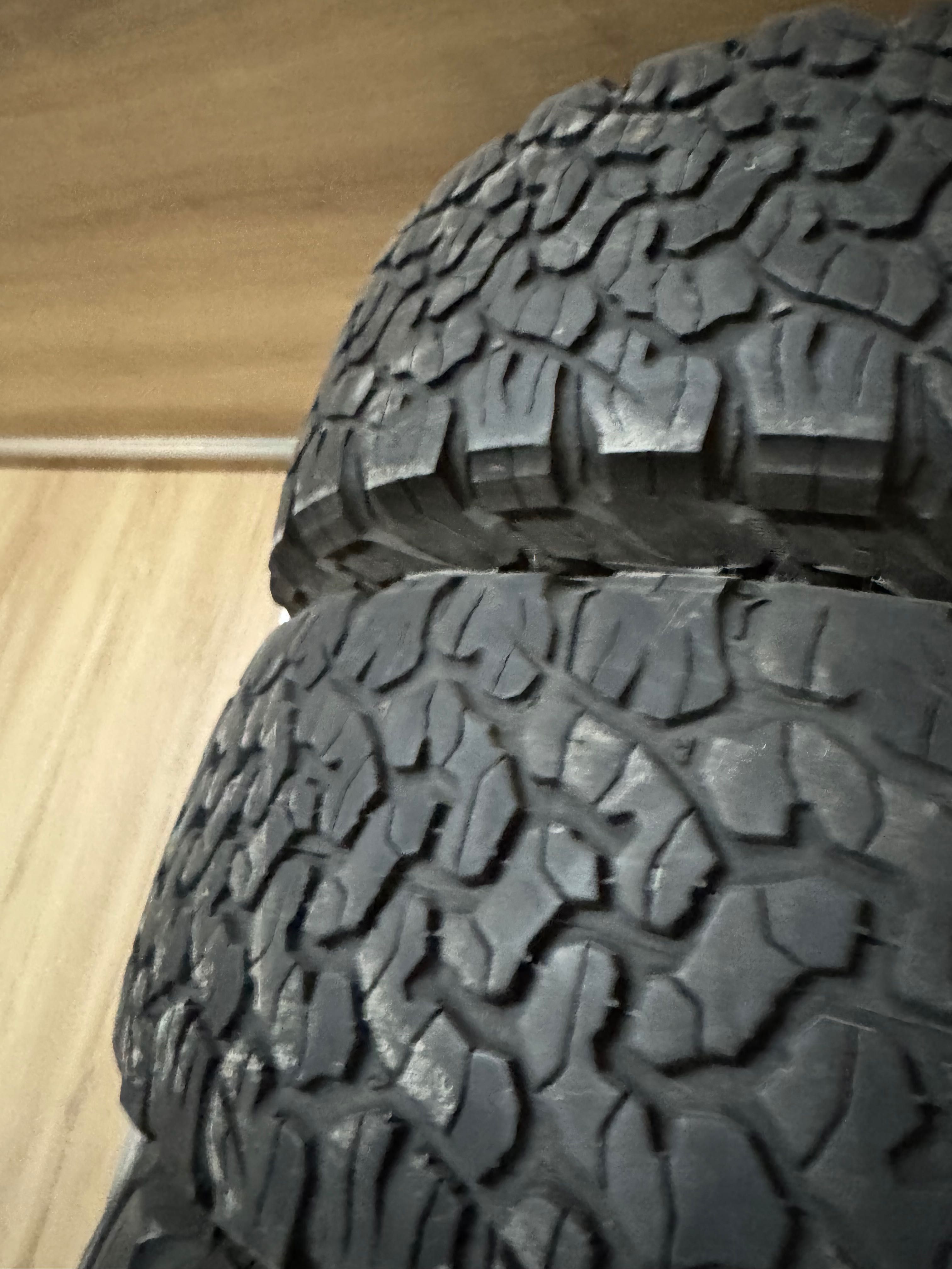 Opony BF Goodrich At Ko2 245/65r17