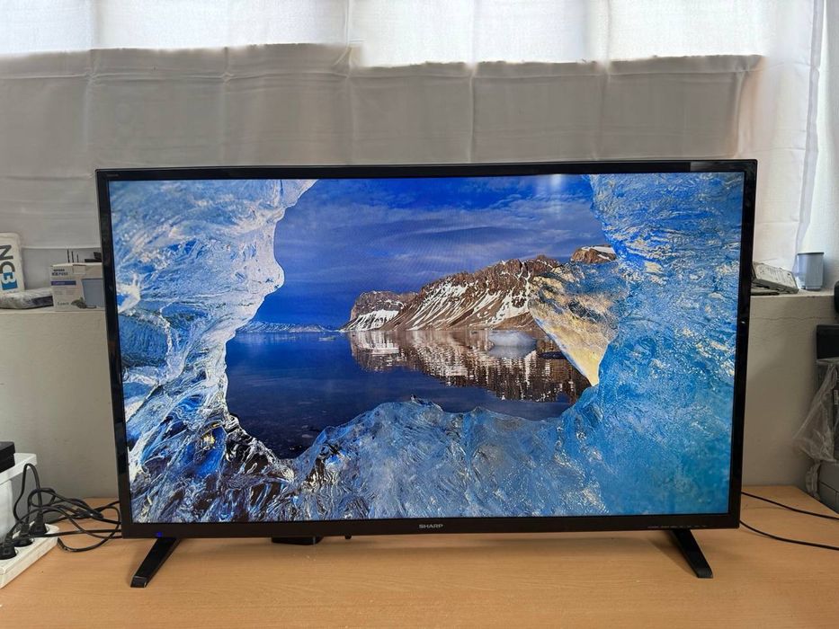 Телевізор Sharp / 48” / Full HD / HDMI