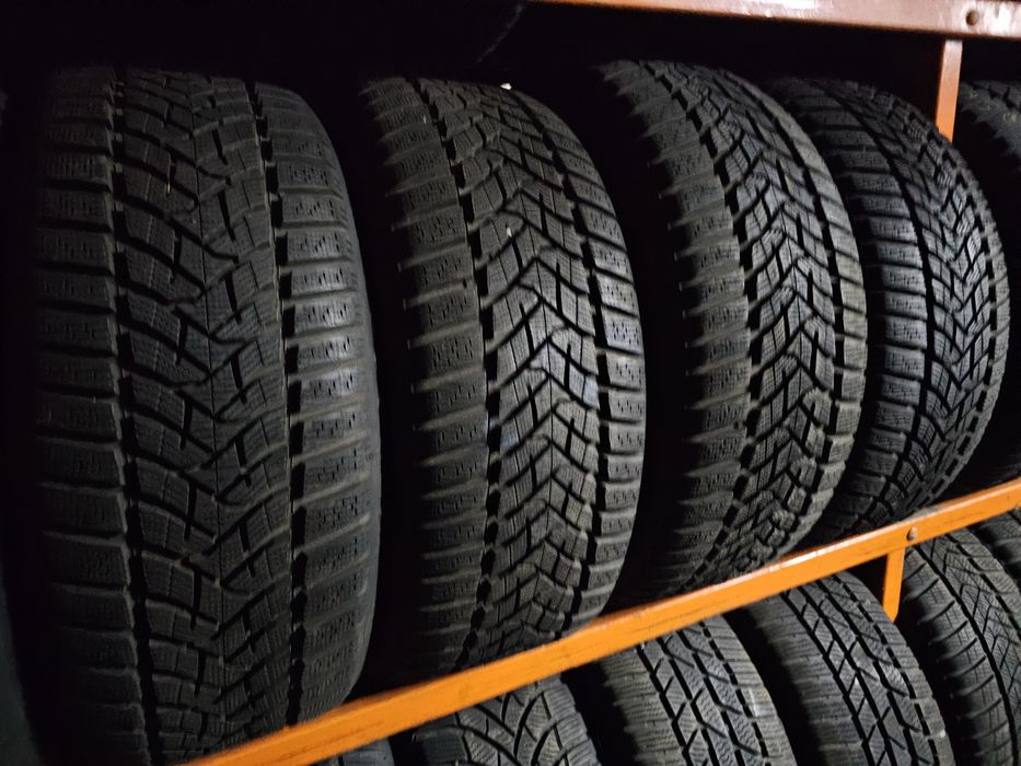 Koła Zimowe Mercedes E-Klasa W213 R17-5x112 -225/55-Dunlop23rok
