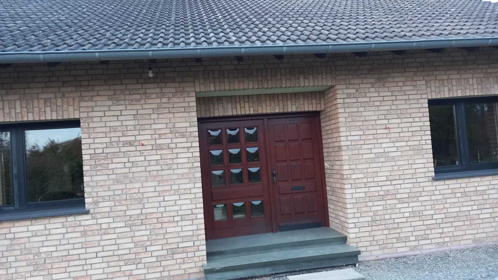 Budowa domów, prace wykończeniowe