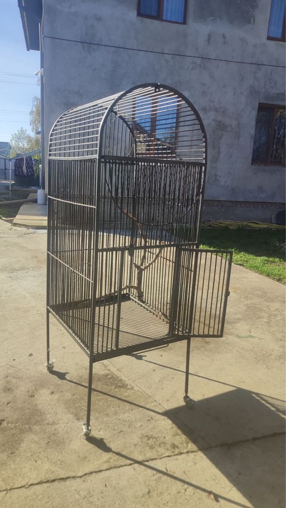 Клітка для Папуг