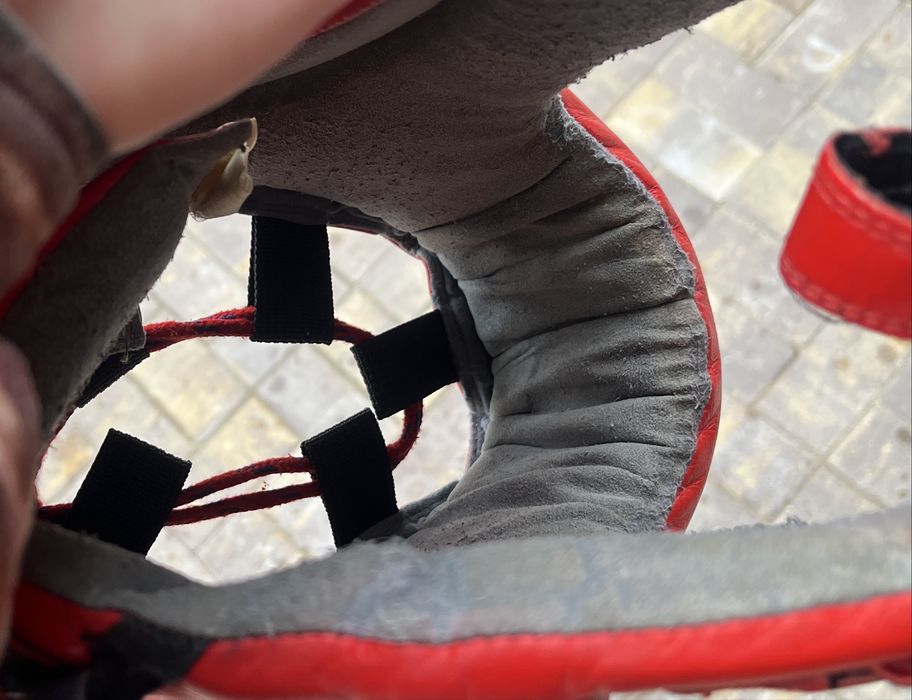 Шлем Green Hill червоний