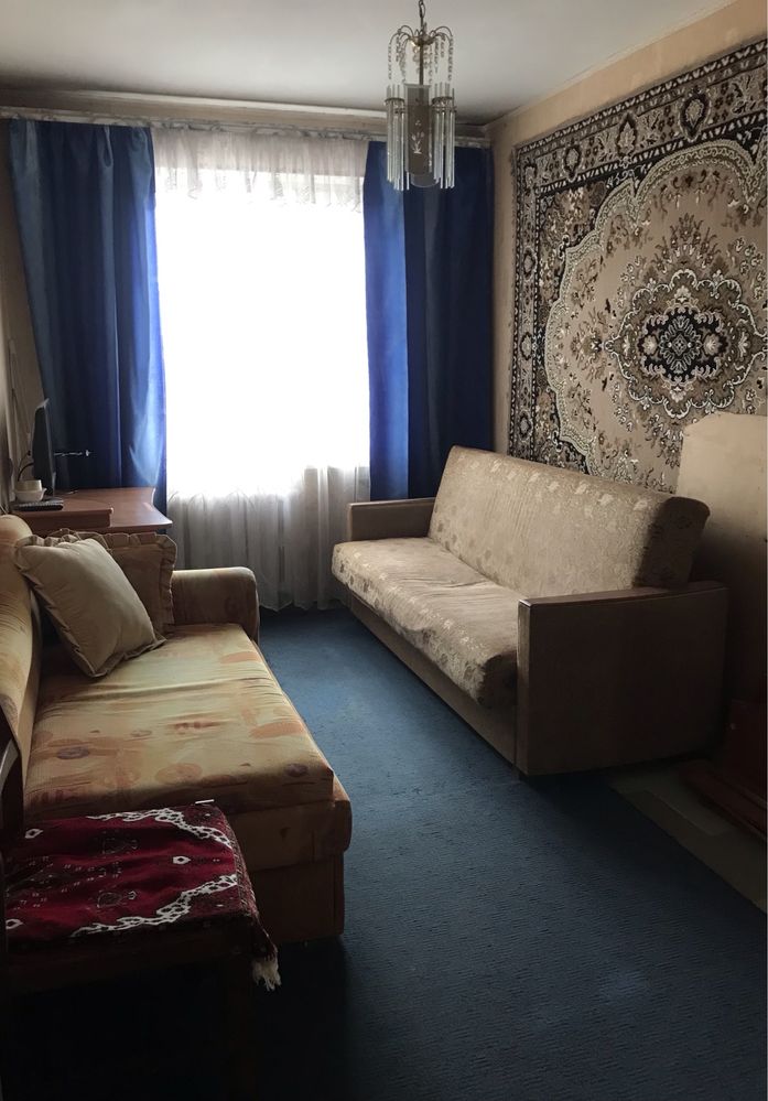 Продам 3-х комнатную квартиру на Свято Николаевской