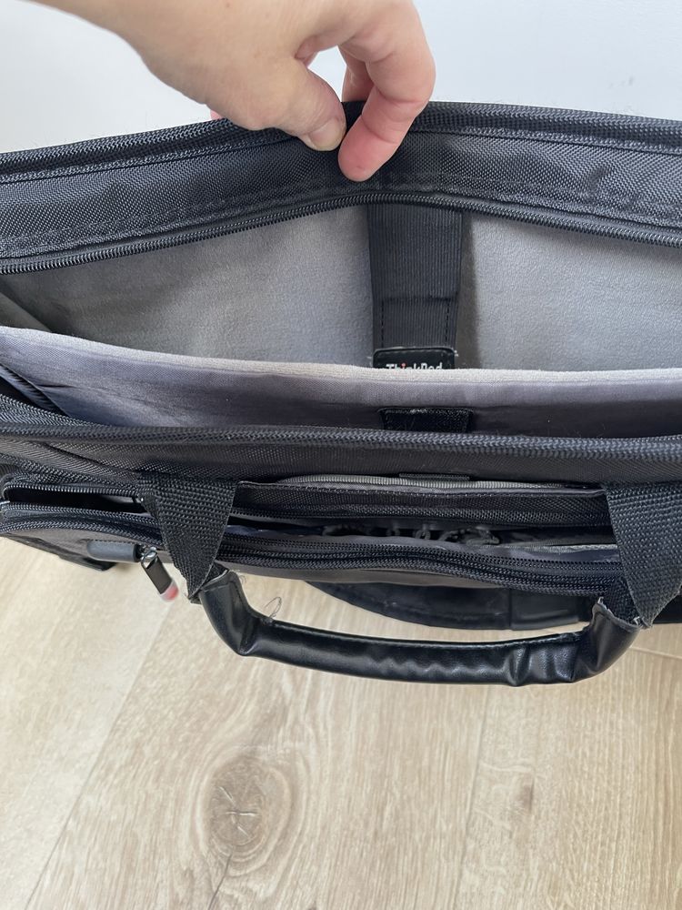 Duza torba na laptopa ThinkPad