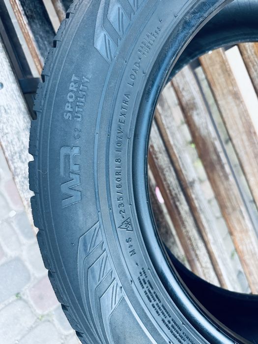 Шини зимові пара 235/60 R18 (107V) Nokian WR