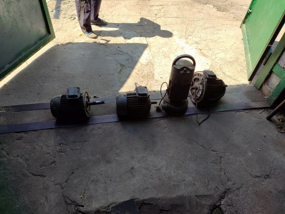 Продам радянські електродвигуни