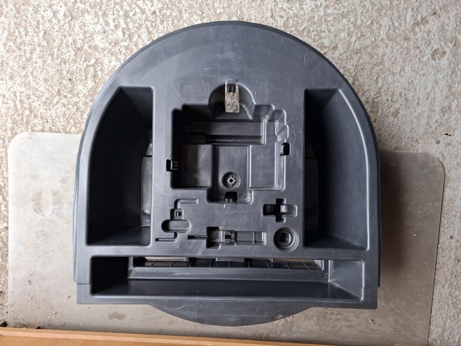 Wkład bagażnika do Alfy Romeo Mito