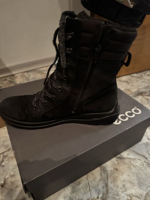 Продам жіночі черевики Ecco