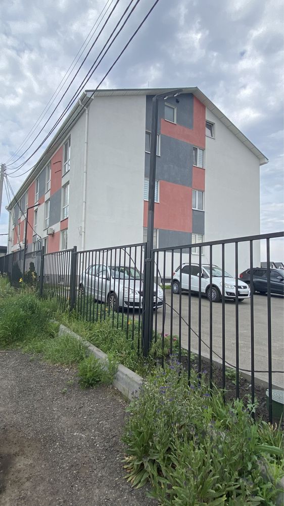 Продаж цокольного приміщення с.Погреби