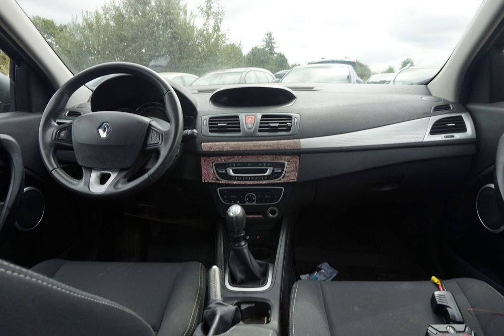 DESKA ROZDZIELCZA AIRBAG KONSOLA MEGANE III PH1 RENAULT 2008-2010
