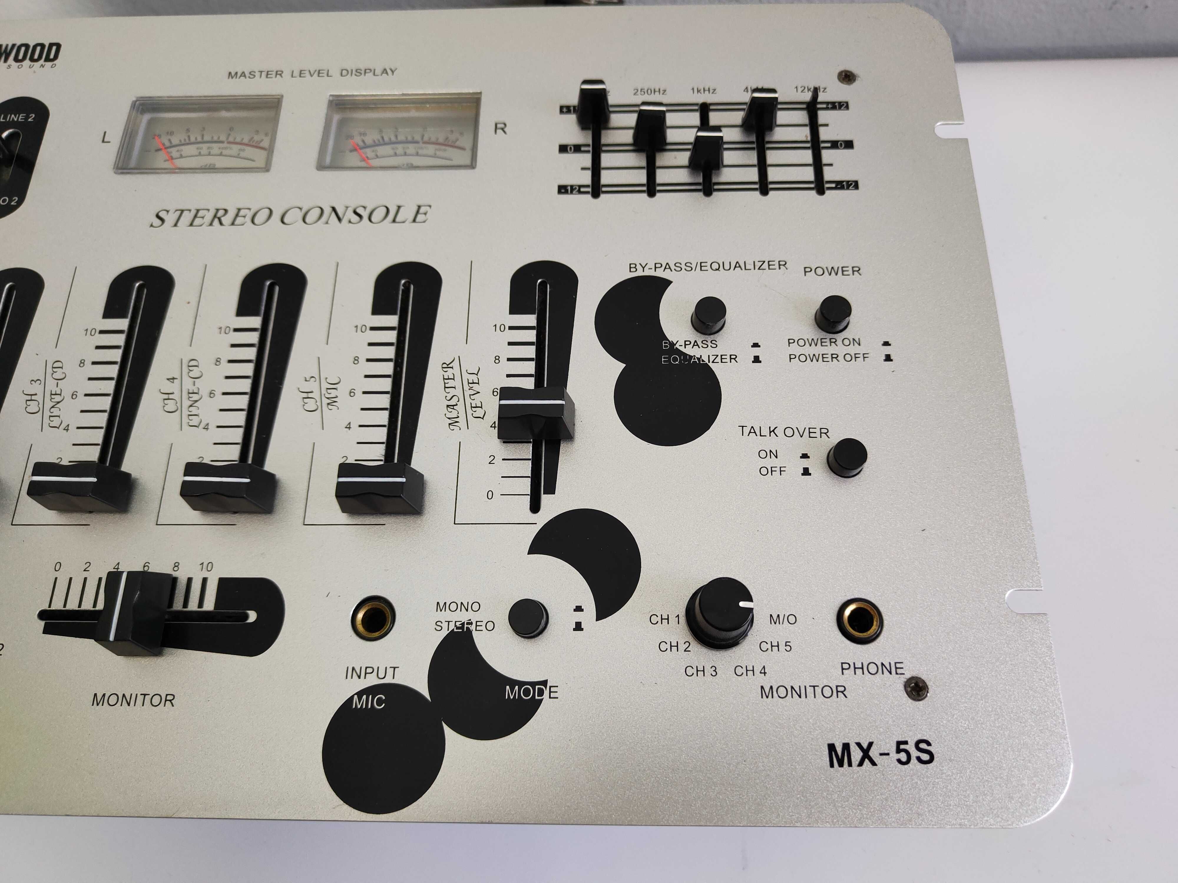 Mikser Hollywood MX-5S dla DJ-ów