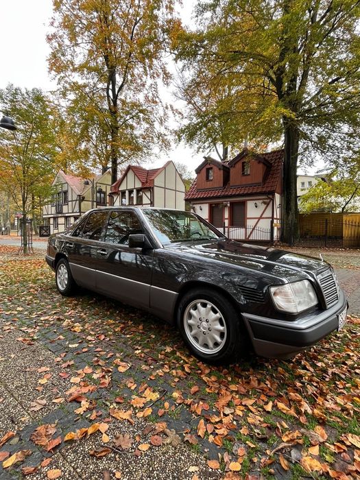 Mercedes-Benz W124 (1984-1993) Hiszpania bez rdzy klimatyzacja OM606 manual