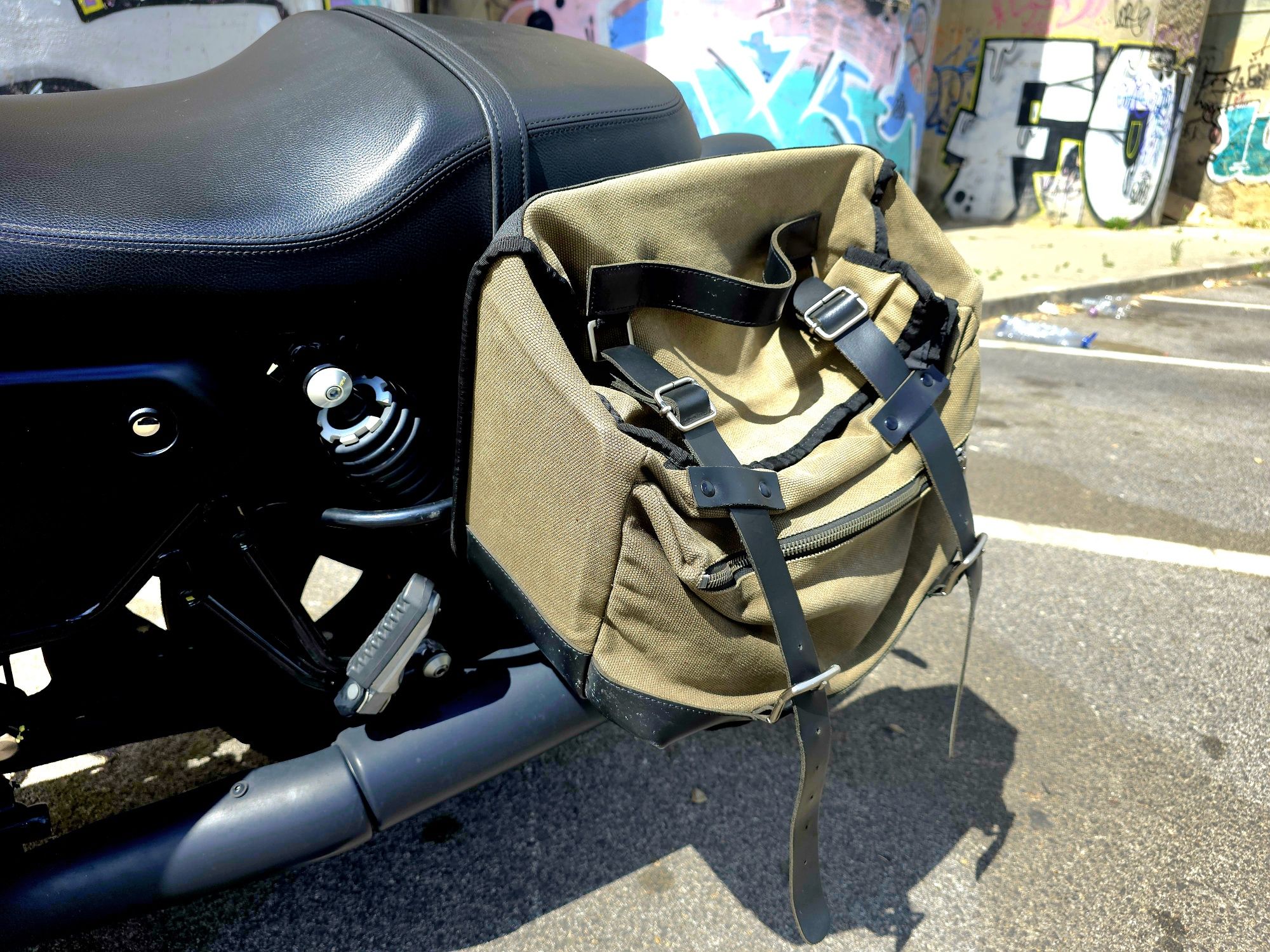 Moto Guzzi V7 Stone 850 – 2021 – 21.847 km – Extras incluídos
