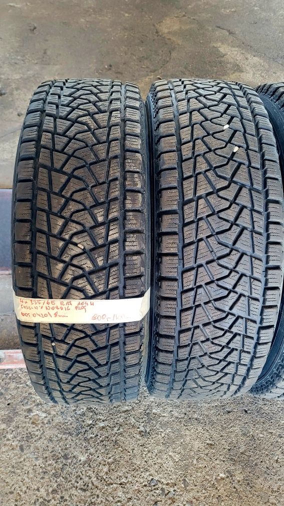 Opony zimowe używane 235/65 R17 104H Collin's - 4 szt.