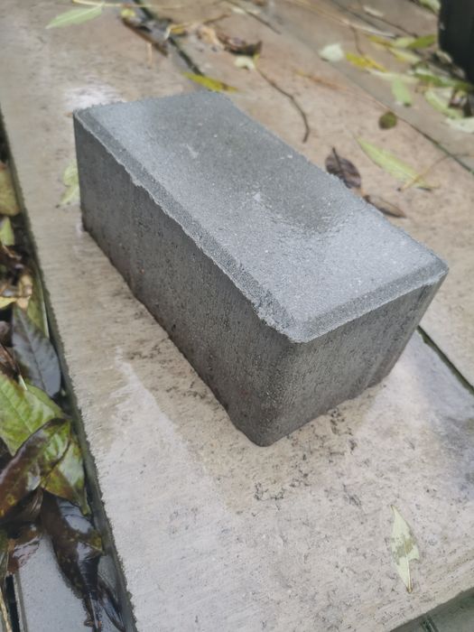 Kostka Brukowa POLBRUK 8 cm szara + grafit + obrzeża z mikrofazą